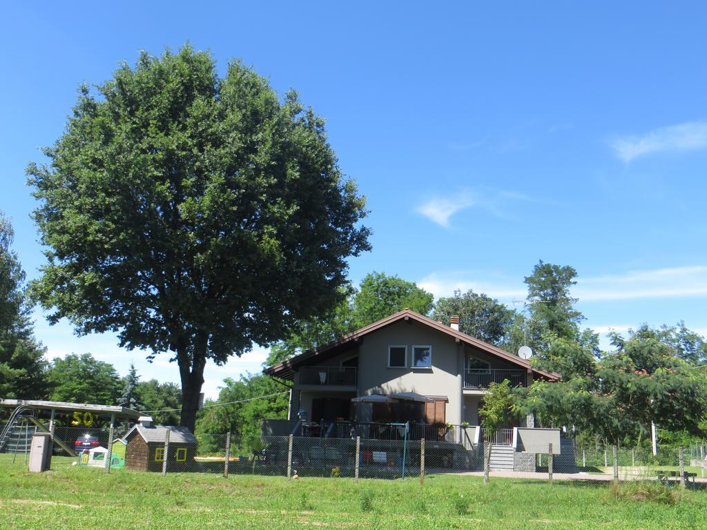 B&B Il Rovere Gattico Bagian luar foto