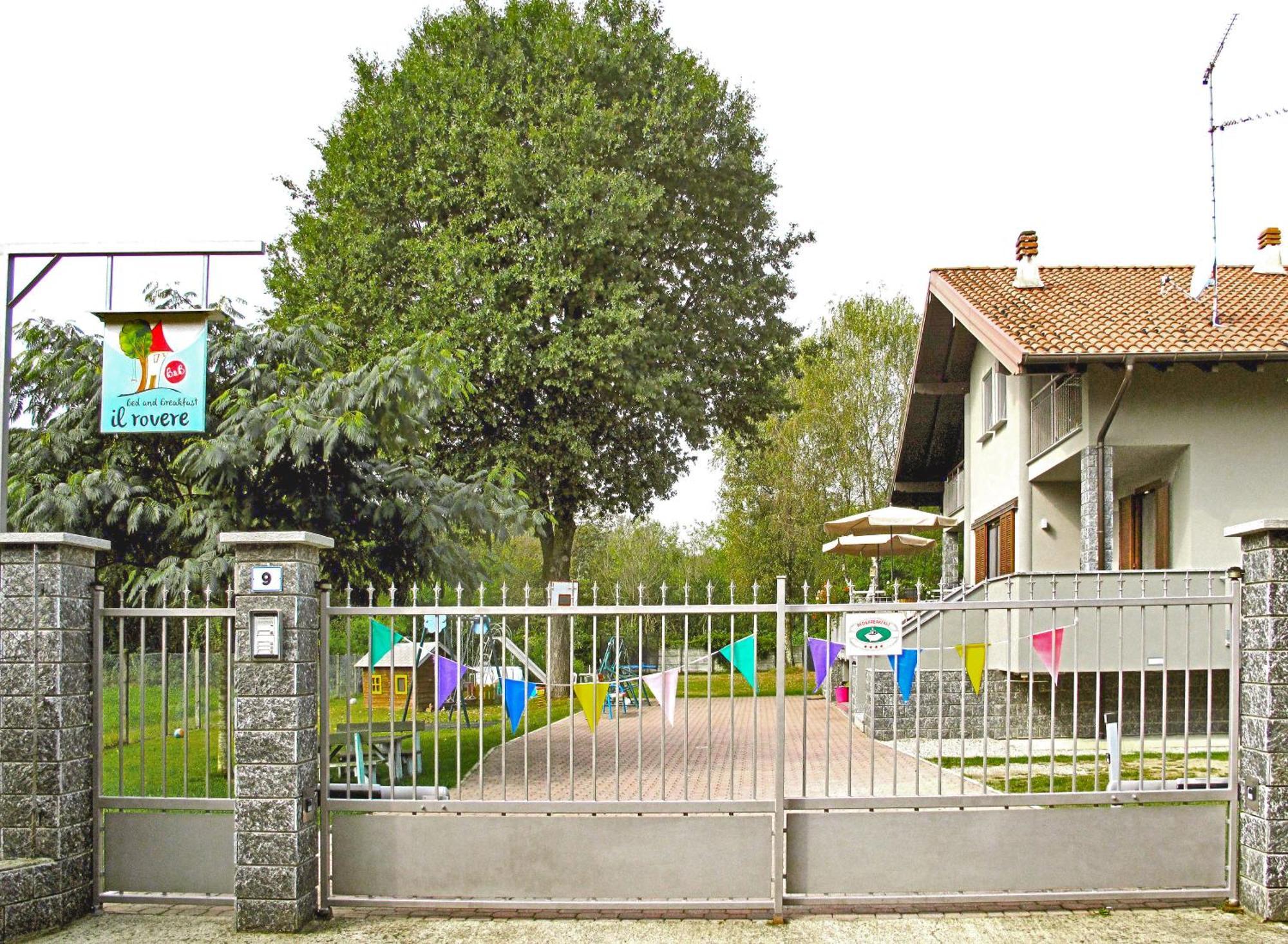 B&B Il Rovere Gattico Bagian luar foto